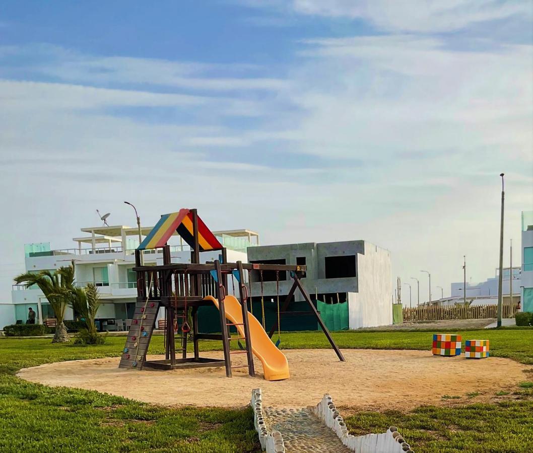 Solymar House - *